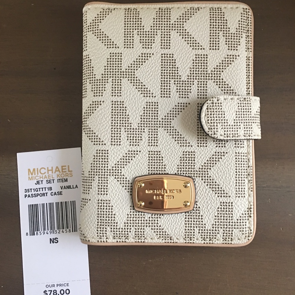 Brand new Michael kors passport wallet